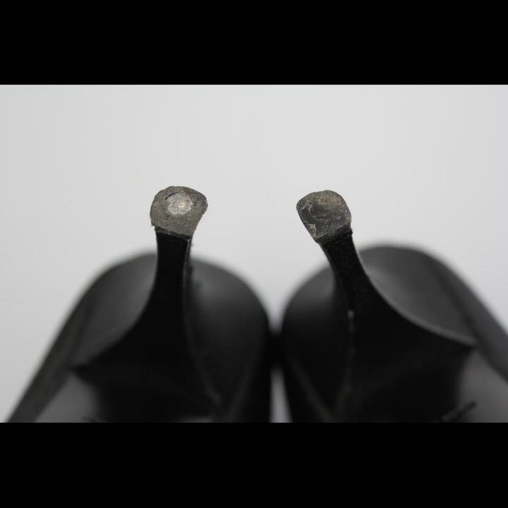 Authentic Prada Heels - Picture 4 of 5